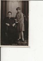 Poeldijk Moeder de Brabander en dochter Jeanne Fotokaart, Verzenden, Voor 1920, Ongelopen, Zuid-Holland
