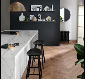 WEEKAANBIEDING! EIKEN VISGRAAT PARKET KANT EN KLAAR GEOLIED beschikbaar voor biedingen