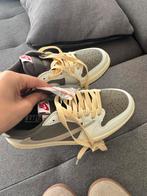 Nike air jordan wit groen, Kleding | Dames, Schoenen, Ophalen of Verzenden, Nieuw, Wit, Sneakers of Gympen