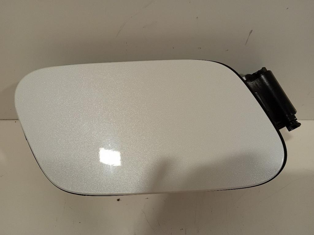 Tank klep Volvo XC40, Onderdelen@venauto.nl, Van der Ven Autorecycling B.V., Gebruikt, Ettenseweg 76, 4706 PB Roosendaal, The Netherlands