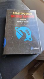 Turkse boeken - Otostopçunun Galaksi Rehberi / Douglas Adams, Ophalen of Verzenden, Zo goed als nieuw, Douglas Adams