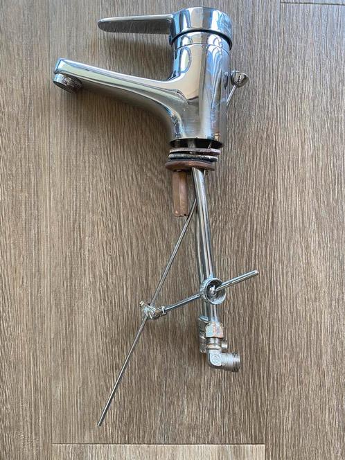 2x gebruikte Kludi chrome wastafel mengkranen p.s.€8,-, Doe-het-zelf en Verbouw, Sanitair, Gebruikt, Wastafel, Chroom, Ophalen of Verzenden