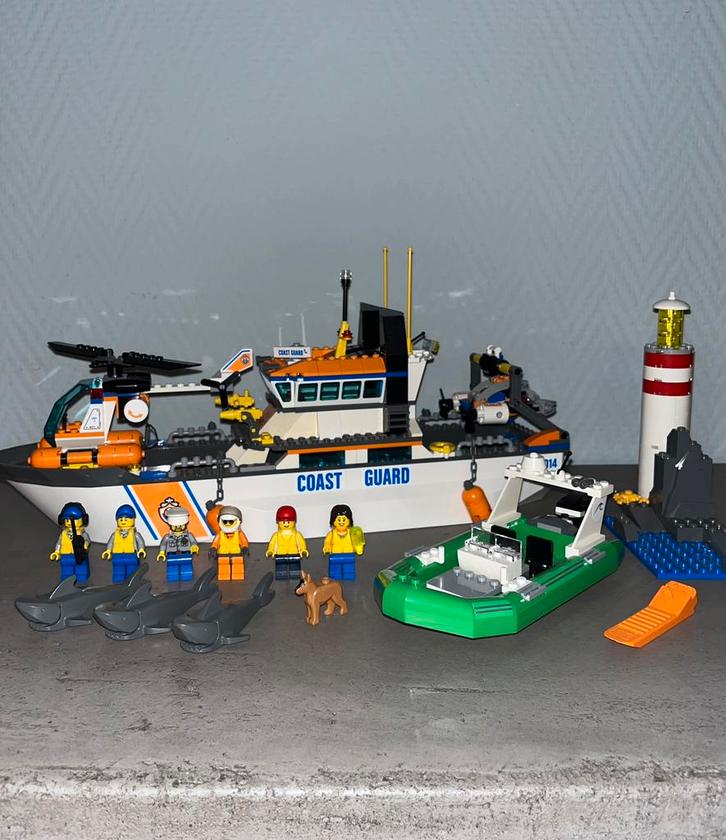 Lego kustwacht boot 60014, Kinderen en Baby's, Speelgoed | Duplo en Lego, Zo goed als nieuw, Lego, Complete set, Ophalen of Verzenden