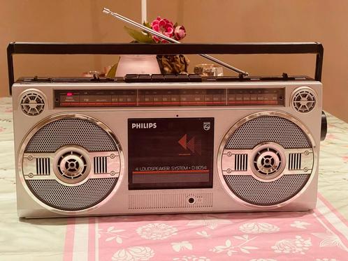 Mooie Vintage Philips D8054 Stereo Radio Cassette Speler, Audio, Tv en Foto, Radio's, Zo goed als nieuw, Radio, Ophalen of Verzenden