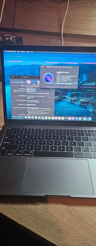 MacBook Pro 2016 - Defect scherm, Computers en Software, Apple Macbooks, Niet werkend, MacBook Pro, 13 inch, 2 tot 3 Ghz, Onbekend