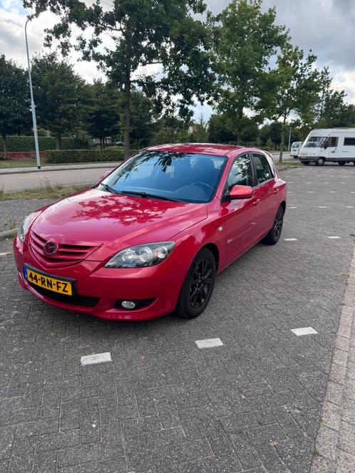 Mazda 3 1.6 Sport Exclusive 2005 Rood, Auto's, Mazda, Particulier, Airbags, Airconditioning, Centrale vergrendeling, Climate control