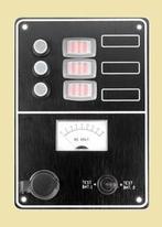 Nieuw schakelpaneel 12V, 3 schklrs, 1x 12V +voltmtr. € 49,95, Ophalen of Verzenden, Nieuw, Motor en Techniek