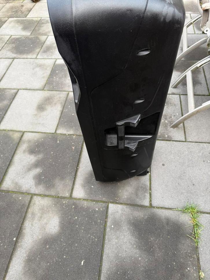 Fenton FT215LED 1600W Bluetooth Feest Speaker, Muziek en Instrumenten, Behuizingen en Koffers, Zo goed als nieuw, Overige instrumenten