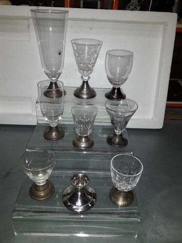8 GLAZEN  met ZILVER + ZILVER KANDELAARTJE in PERFECTE STAAT beschikbaar voor biedingen