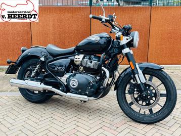 ROYAL ENFIELD SUPER METEOR 650 (bj 2023) beschikbaar voor biedingen