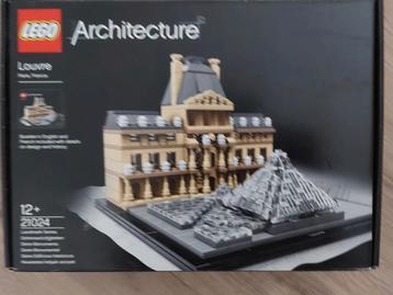 LEGO Architecture Louvre 21024 beschikbaar voor biedingen