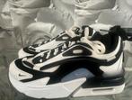 Nike Air Max Furyosa zwart/wit maat 36,5. Z.G.A.N., Kleding | Dames, Schoenen, Ophalen of Verzenden, Zo goed als nieuw, Wit, Sneakers of Gympen