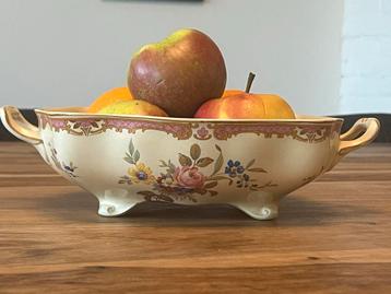 Antieke Johnson Bros Old Victorian Soepterrine beschikbaar voor biedingen