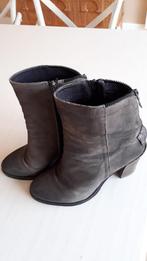 Walk in the Park laarsjes, Lage of Enkellaarzen, Ophalen of Verzenden, Zo goed als nieuw, Grijs