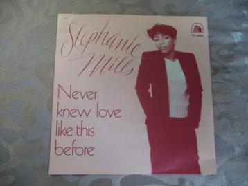 Stephanie Mills - Never knew love like this before  (7") beschikbaar voor biedingen