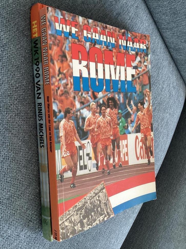 We gaan naar Rome + Het WK van 1990 van Rinus Michels., Boeken, Sportboeken, Gelezen, Balsport, Ophalen of Verzenden