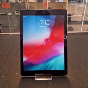 Apple iPad Air 64GB iOS 12 - In Nette Staat beschikbaar voor biedingen