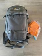 Lowepro Flipside Trek BP 250AW camera rugzak, Ophalen of Verzenden, Zo goed als nieuw, Rugtas, Lowepro