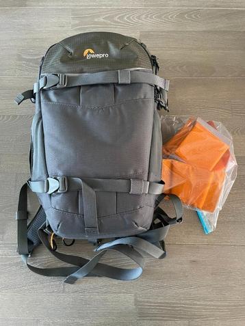 Lowepro Flipside Trek BP 250AW camera rugzak beschikbaar voor biedingen