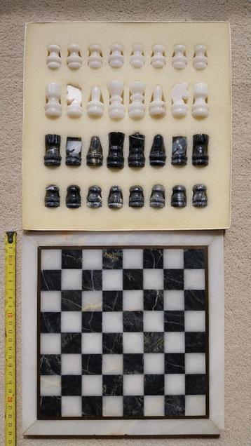 Decoratief marmeren schaakspel