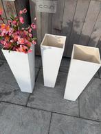 Witte Vazen - Stijlvol, Overige materialen, Vierkant, Binnen, Ophalen of Verzenden