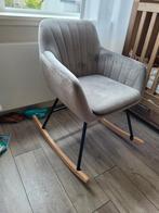 Mooie schommelstoel, Huis en Inrichting, Stoelen, Ophalen, Zo goed als nieuw, Wit, Eén