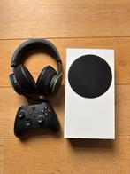 Xbox Series S + Controller + Wireless Headset, Spelcomputers en Games, Spelcomputers | Xbox Series X en S, Ophalen of Verzenden