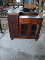 Vintage houten kastje met glazen deuren, Antiek en Kunst, Antiek | Meubels | Kasten, Ophalen of Verzenden