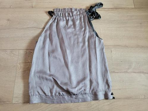 KALE BOB grijze zilveren top maat M ~ JB0055, Kleding | Dames, Tops, Zo goed als nieuw, Maat 38/40 (M), Grijs, Zonder mouw, Ophalen of Verzenden