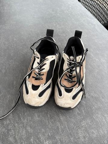 Steve Madden sneakers mt 31 en/of 37 beschikbaar voor biedingen