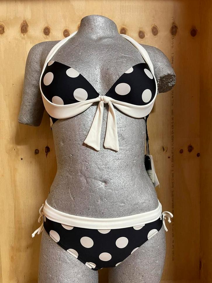 Twinset halter bikini maat 80c /40 en 85d /42 vintage noppen, Kleding | Dames, Badmode en Zwemkleding, Nieuw, Bikini, Zwart, Verzenden
