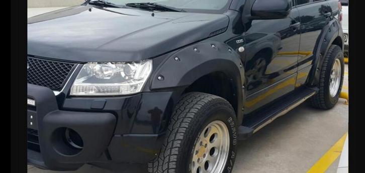 Spatbordverbreders Grand Vitara, Auto-onderdelen, Klein materiaal, Suzuki, Nieuw, Ophalen