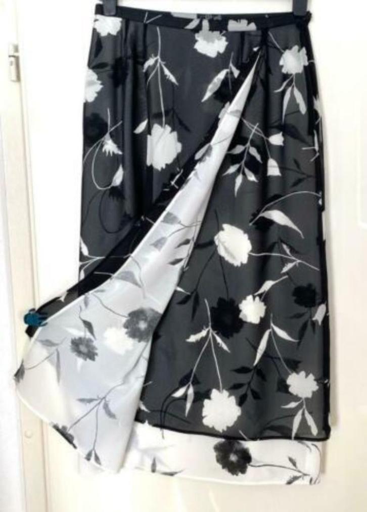Catherina Hepfer lange rok NIEUW maat 40/42, Kleding | Dames, Rokken, Nieuw, Maat 38/40 (M), Grijs, Onder de knie, Ophalen of Verzenden