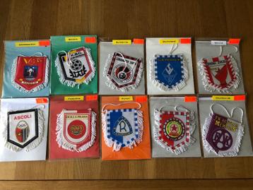 V.001 / Partij Voetbal vaantjes (buitenlandse Clubs) beschikbaar voor biedingen