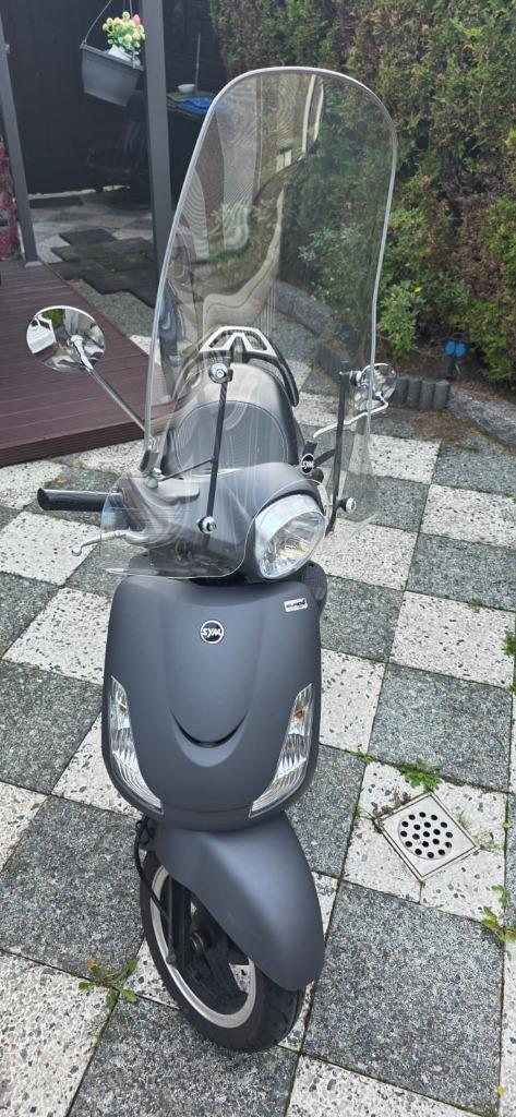 Sym Fiddle II 50s Grijs – 1320 km – 1e eigenaar, Fietsen en Brommers, Snorfietsen en Snorscooters, Gebruikt, SYM, Benzine, Ophalen of Verzenden