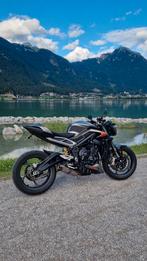 Triumph street triple 765 rs 765rs Ohlins Brembo Dominator, Motorrijbewijs A, 3 cilinders, 765 cc, Meer dan 35 kW