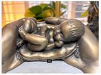 Beeld baby in twee gevouwen handen Polystone 13,5 x 7 cm, Ophalen of Verzenden, Zo goed als nieuw, Mens