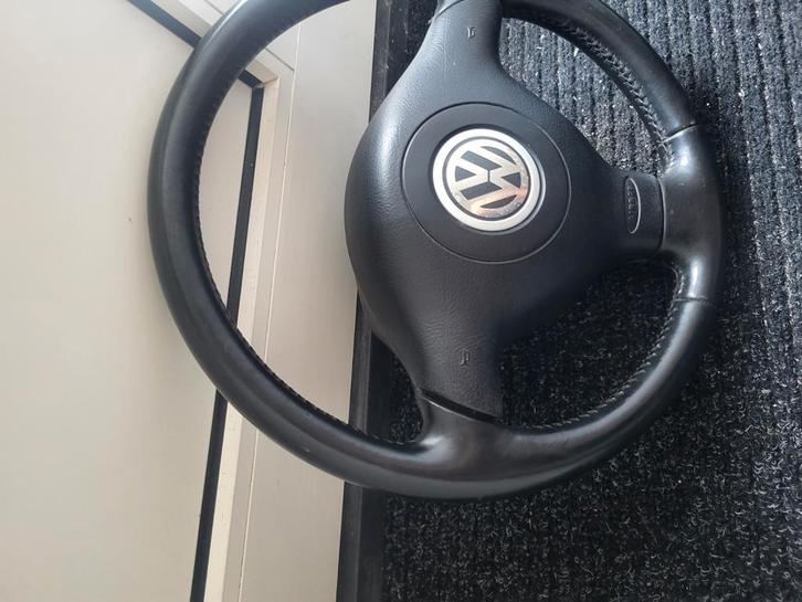 Volkswagen Golf 4 lederen stuurwiel in hele nette staat, Auto-onderdelen, Besturing, Audi, BMW, Honda, Mini, Nissan, Porsche, Seat