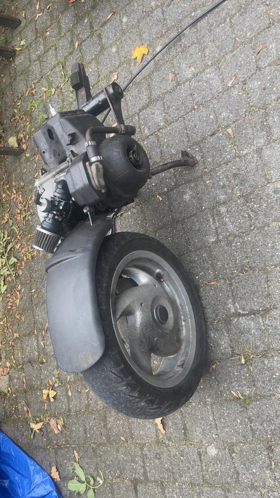 Piaggio blok met 70 cilinder, Fietsen en Brommers, Scooters | Piaggio, Zo goed als nieuw, Fly, Maximaal 45 km/u, Benzine, Ophalen