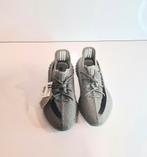 Adidas Yeezy Boost 350 - Maat 44, Kleding | Heren, Nieuw, Adidas Yeezy, Ophalen of Verzenden, Sneakers of Gympen