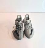 Adidas Yeezy Boost 350 - Maat 44, Nieuw, Adidas Yeezy, Ophalen of Verzenden, Sneakers of Gympen