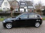 BMW 1-serie 116i 5-deurs 122pk 103.000km Airco LEES TEKST EN, 1-Serie, 4 cilinders, 4 stoelen, Grijs