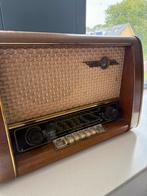 Vintage loewe opta radio, Ophalen