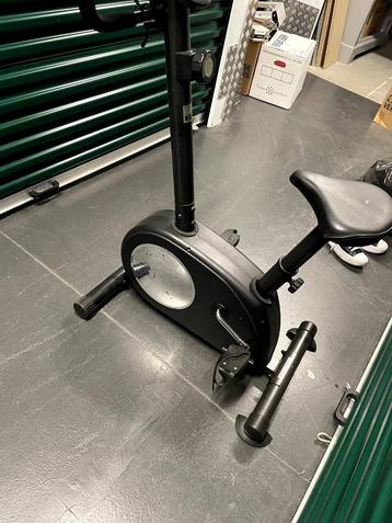 Hometrainer - Bezorging mogelijk / Exercise Bike w Delivery beschikbaar voor biedingen