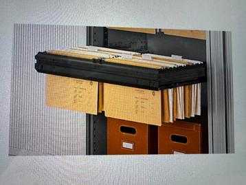 Uitschuifbare hangmappen systeem beschikbaar voor biedingen