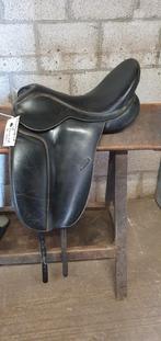 Verschillende zadels, Dieren en Toebehoren, Paarden en Pony's | Zadels, Ophalen, Zo goed als nieuw, Dressuur