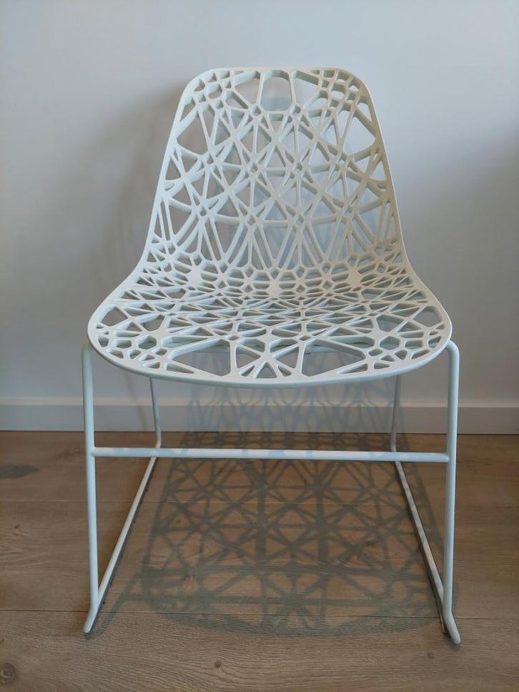 Nett crassevig design stoel, Huis en Inrichting, Stoelen, Ophalen