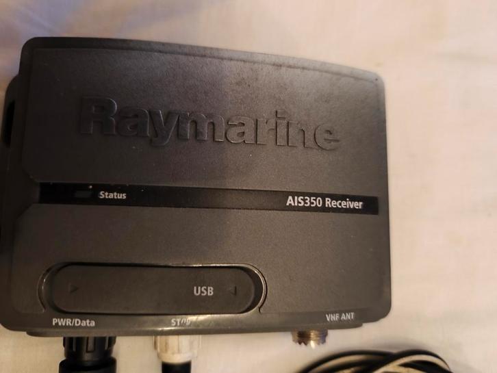 Raymarine AIS350 Receiver, Watersport en Boten, Navigatiemiddelen en Scheepselektronica, Gebruikt, Communicatie, Ophalen of Verzenden