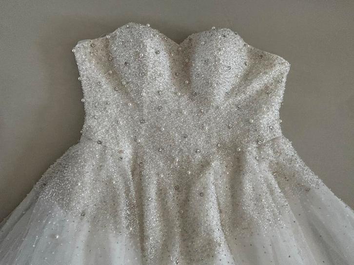Trouwjurk Nieuw +/- 40 a 42, Kleding | Dames, Trouwkleding en Trouwaccessoires, Nieuw, Trouwjurk, Wit, Ophalen