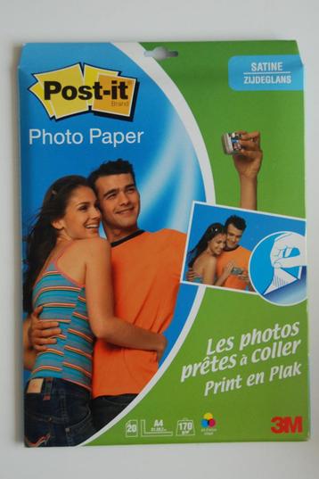 Zelfklevend A4 Post-it Fotopapier Zijdeglans beschikbaar voor biedingen